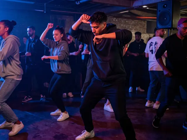 Dubstep Dance: How This High-Energy Style Is Redefining Dance Floors Worldwide