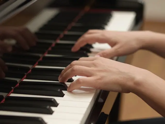 Mastering the Art of Piano Playing: A Comprehensive Guide